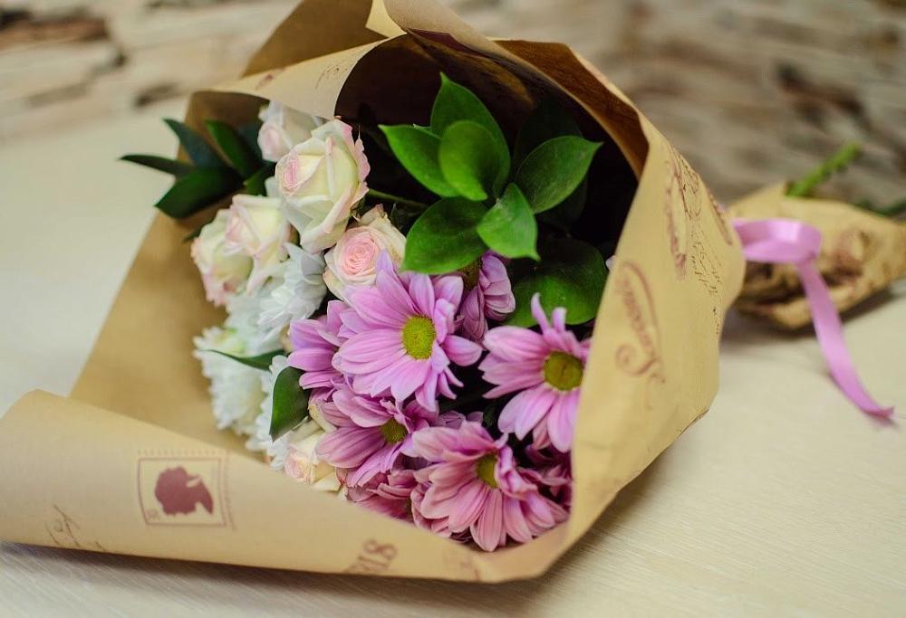 Букет цветов из: Розы и Хризантемы в Петровском