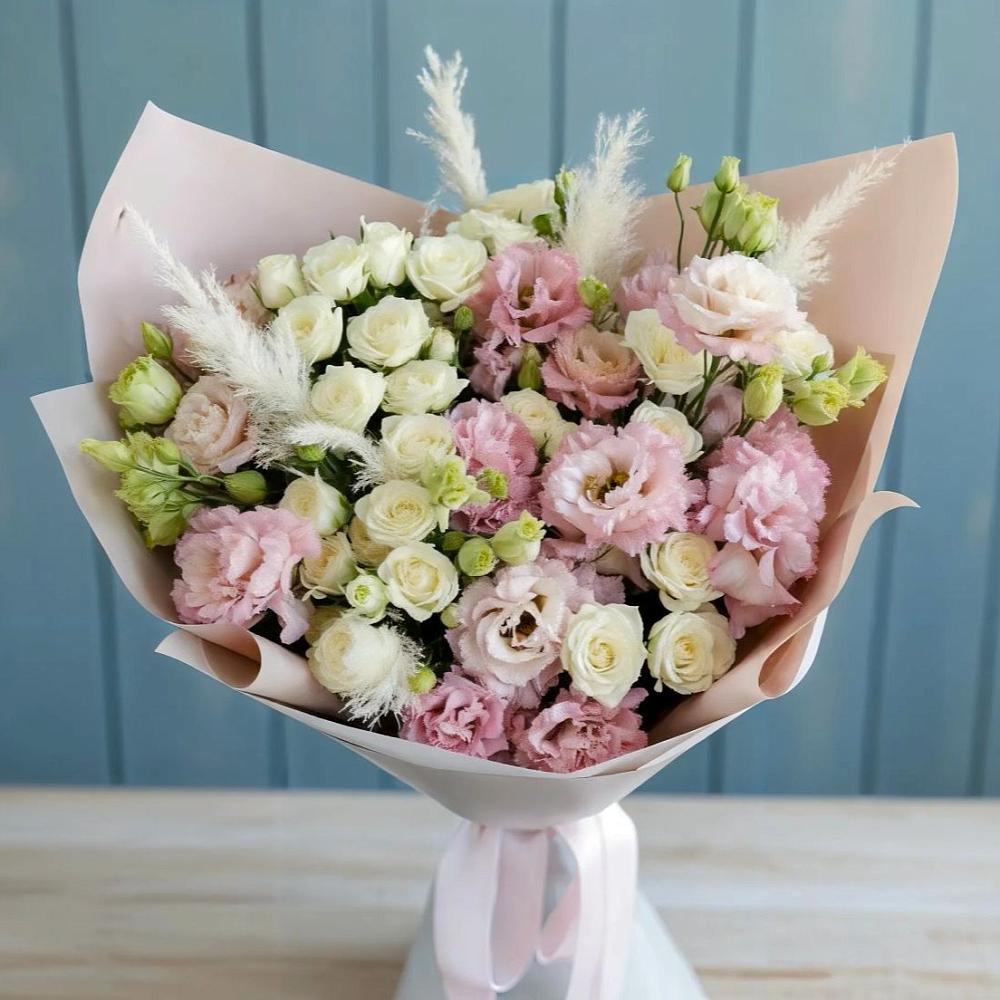 Букет цветов из: Альстромерии и Розы в Петровском