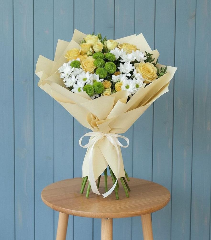 Букет цветов из: Хризантемы и Розы в Петровском