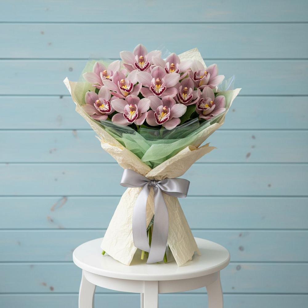 Букет цветов из: Орхидеи и Розы в Петровском