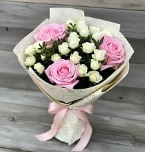 Букет цветов из:  Розы в Петровском