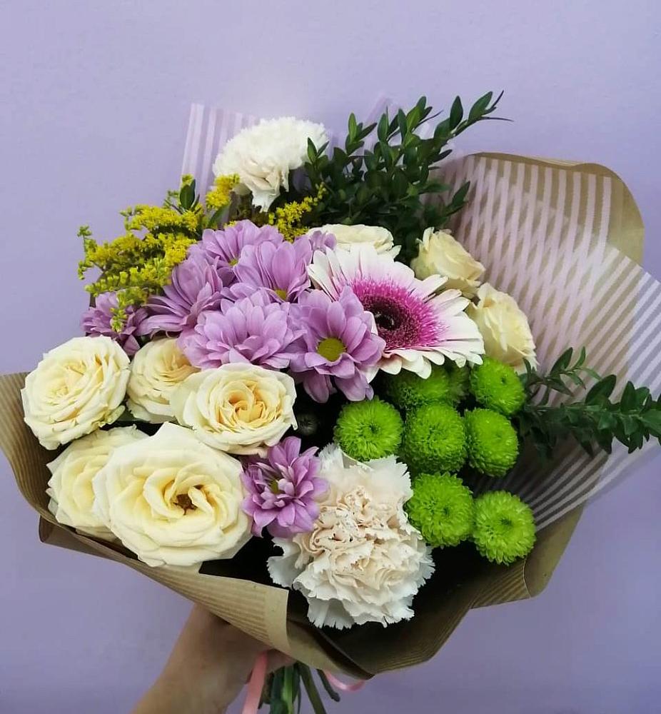 Букет цветов из: Хризантемы, Розы, Гвоздики и Герберы в Петровском