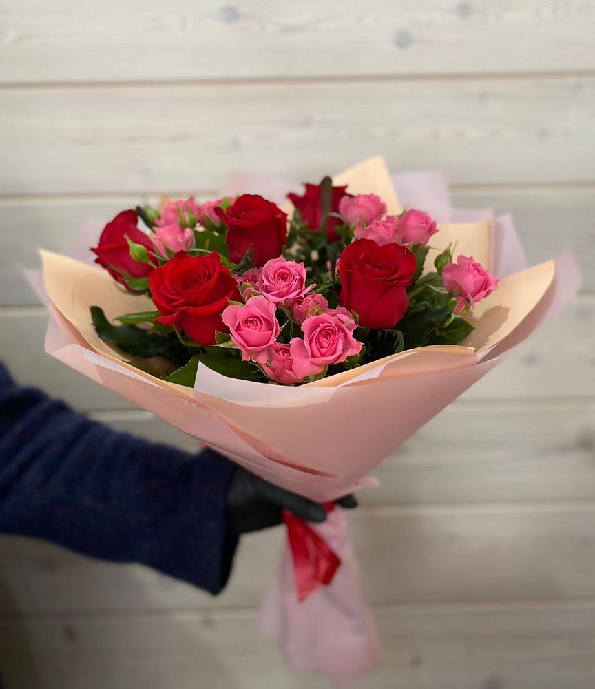 Букет цветов из: Розы в Петровском