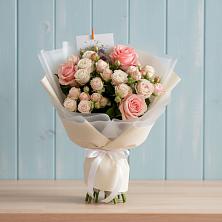 Букет цветов из:  Розы в Петровском